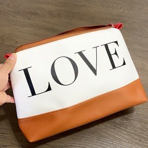 Kenneth Cole Reaction Accesory Bag